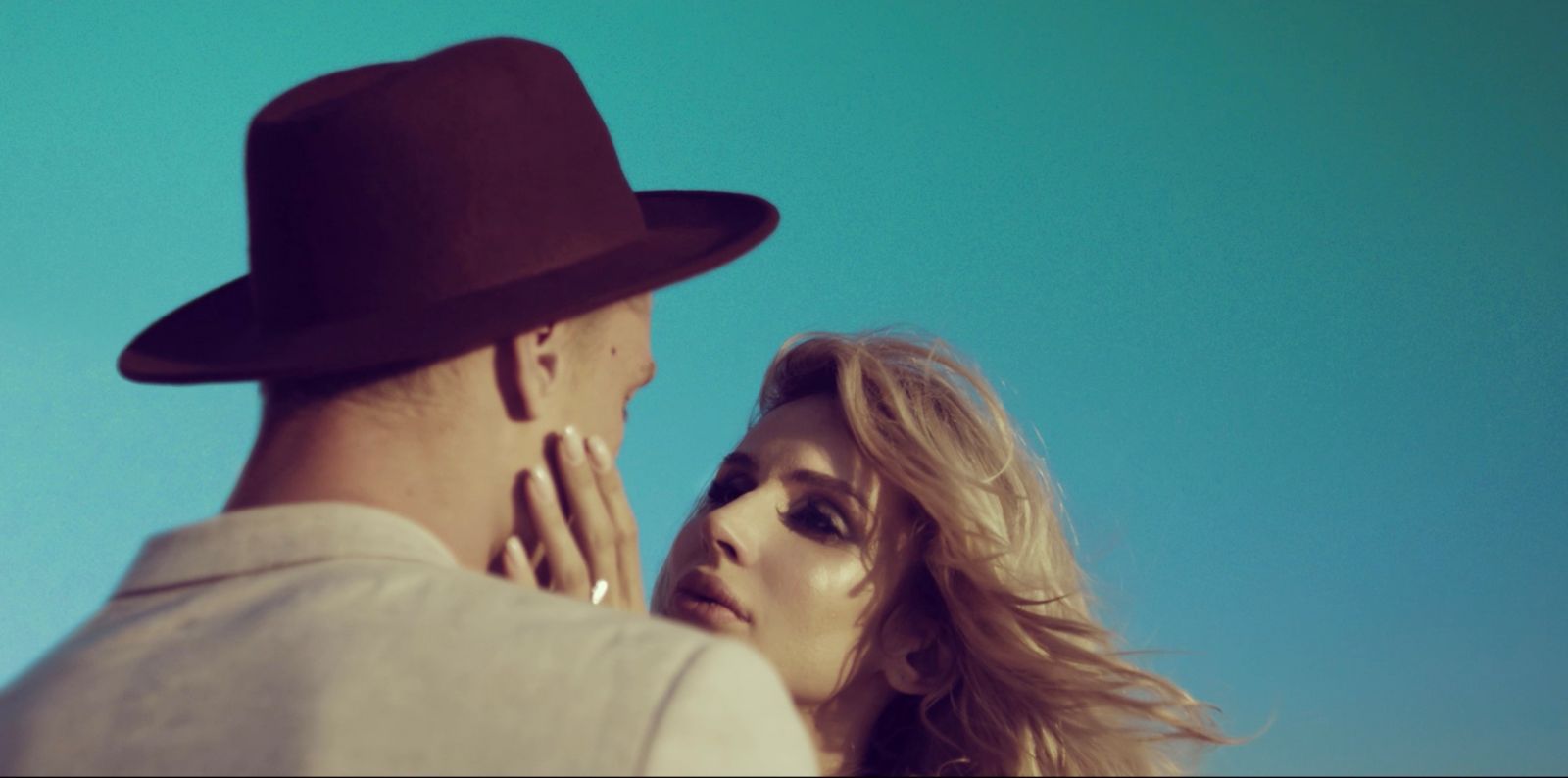 Loboda показала сногсшибательную фигуру в купальнике